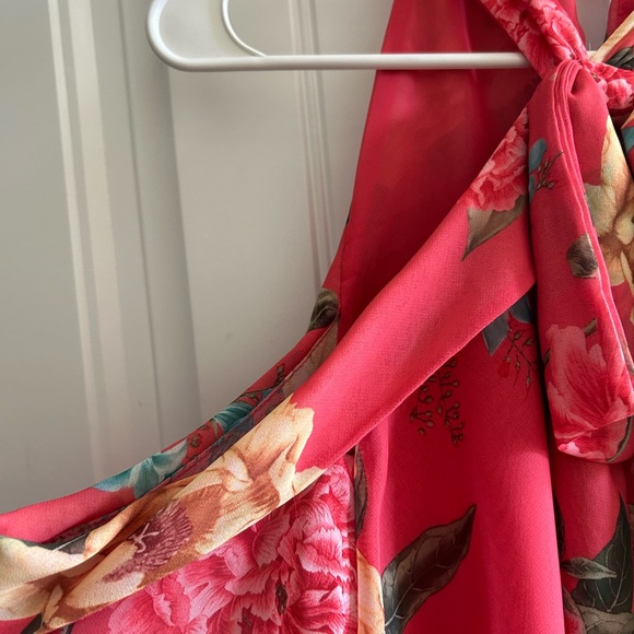 NEW STUNNING Deep Cold Shoulder Floral Blouse - Picture 6 of 15